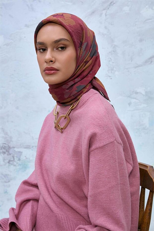 وشاح فيسكوز فيلورا بتصميم بورجوندي وبني ووردي وأخضر بترولي، مزخرف ومضاد للانزلاق، ذو ملمس مميز 90×90