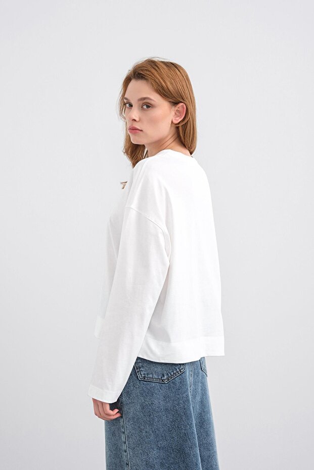 Ekru Kadın Bisiklet Yaka Etek Yırtmaçlı %100 Pamuk Oversize Basic Sweatshirt - 3