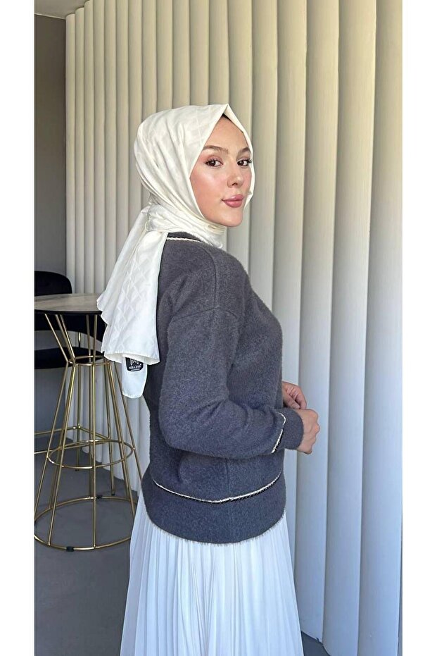 حواف أسطوانية ملابس تريكو من القماش الناعم بأزرار أمامية - 1