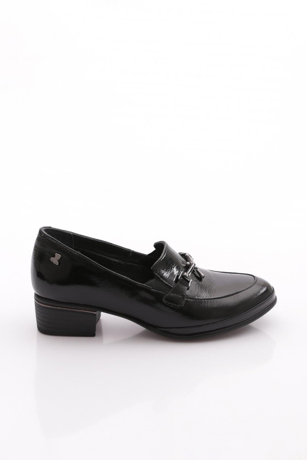 2312523 K Women's Leather Casual Atom Shoes