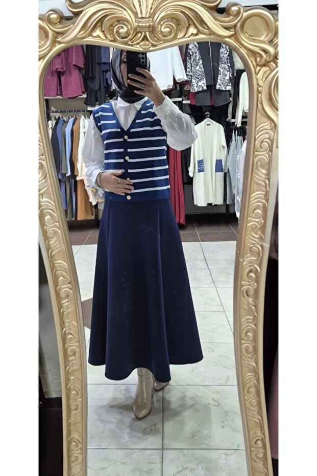 Çizgili triko yelek - 3