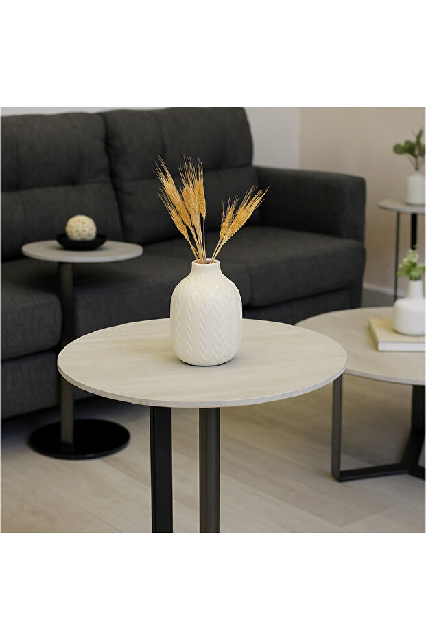 طاولة جانبية دائرية بتصميم مودرن - 3