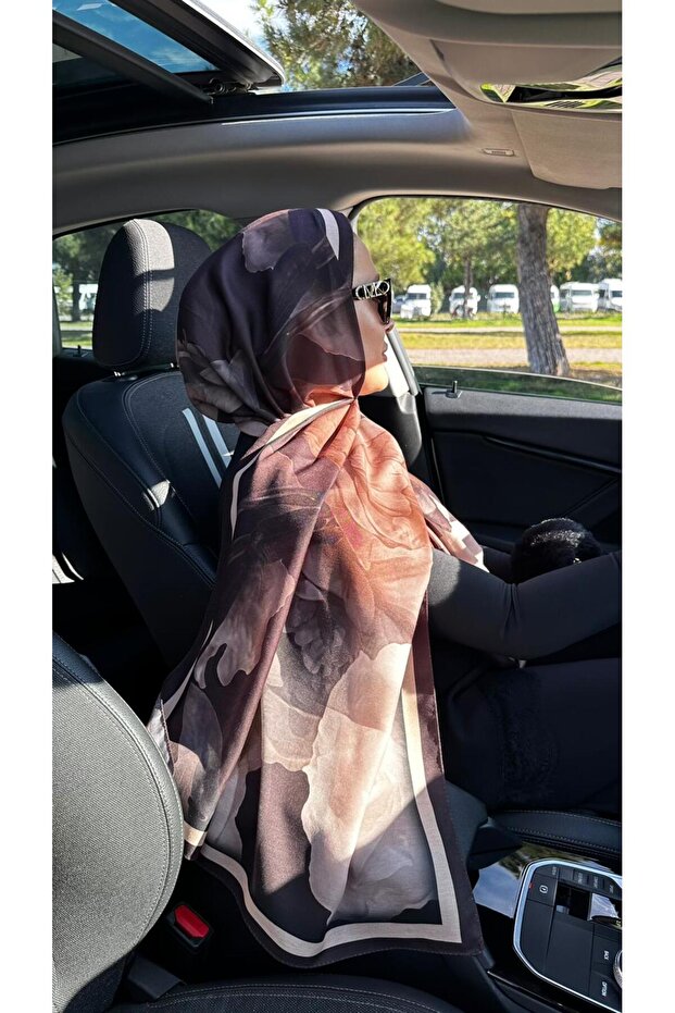 Lotus Pattern Cotton Hijab Shawl - 2