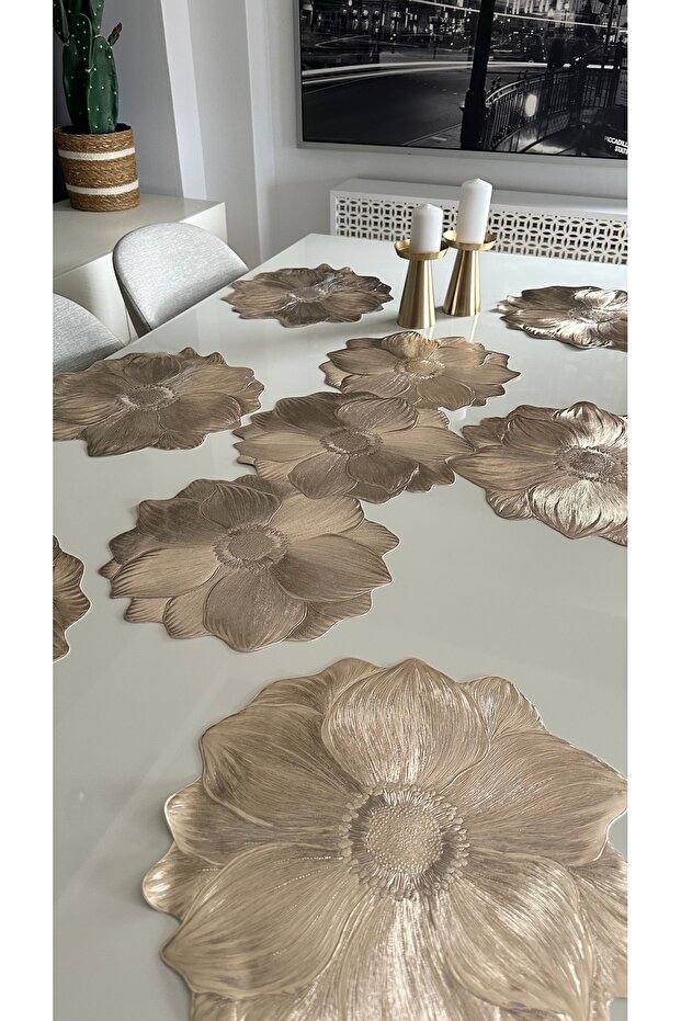 7-Piece Gold Floral Print Placemat and Table Runner Set
