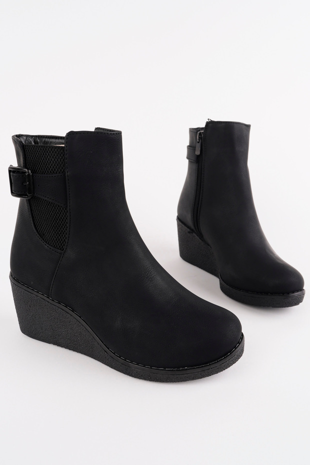 Todeko Wedge Heeled Belted Boots