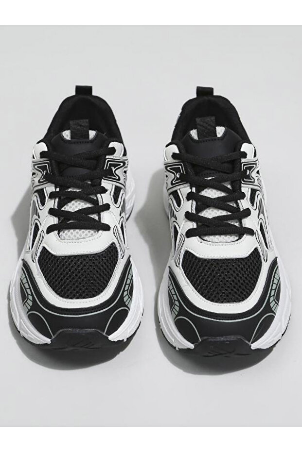 Women Color Blocked Lace-Up Mesh Sneakers