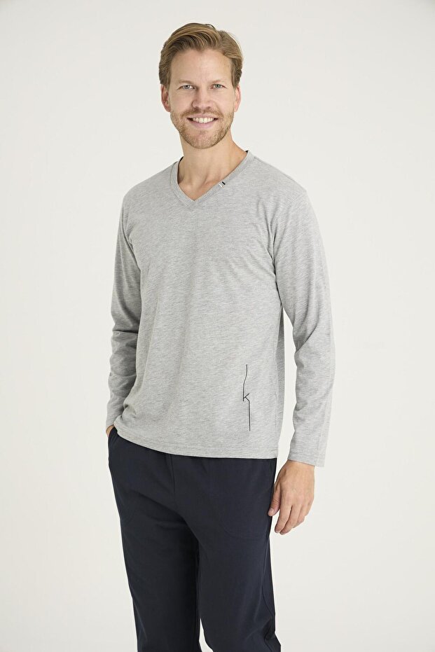 9269 Men's V-Neck Comfortable Fit Long Sleeve Pajamas Set