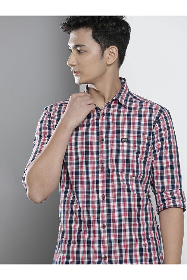 Men Red Checkered Casual Shirt