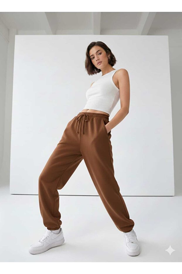 Jogger Solid Color Unprinted Elastic Waist and Leg Opening Soft Three-Ply Fabric Trackpants