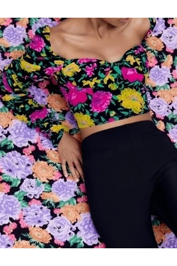 Top, Floral print