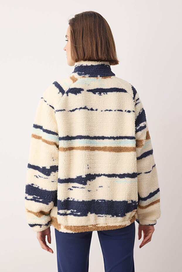 Çok Renkli Soyut Desenli Peluş Oversize/Geniş Kalıp Örme Sweatshirt TWOAW26SW00022 - 4