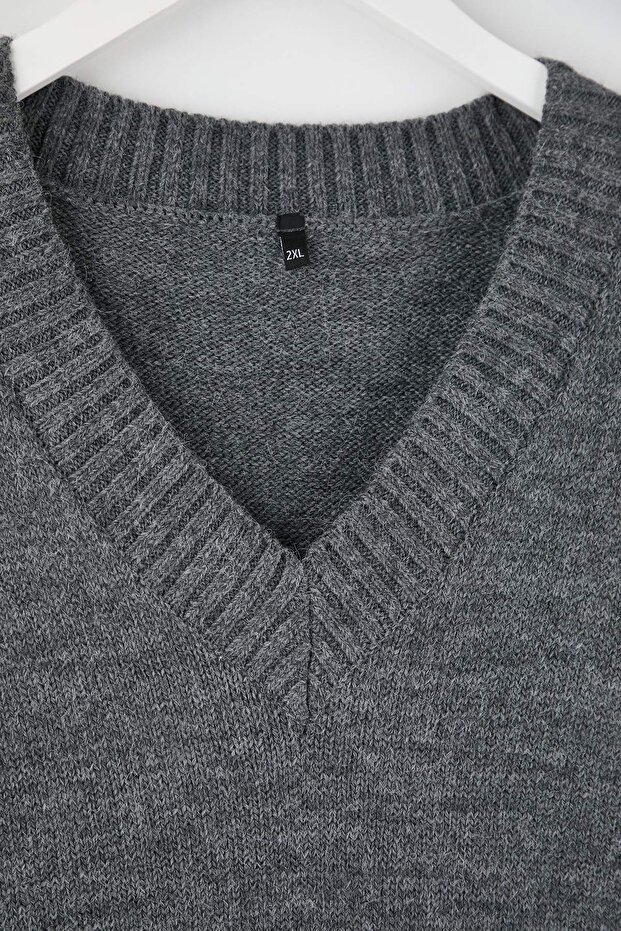 Wardrobe Essentials Antrasit Basic Geniş Kalıp Yumuşak Dokulu Triko Kazak TBBAW26AN00069 - 3