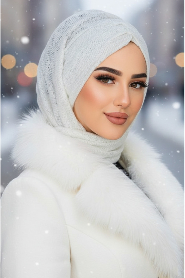 White Knitwear Butterfly Model Gathered Bonnet Shawl
