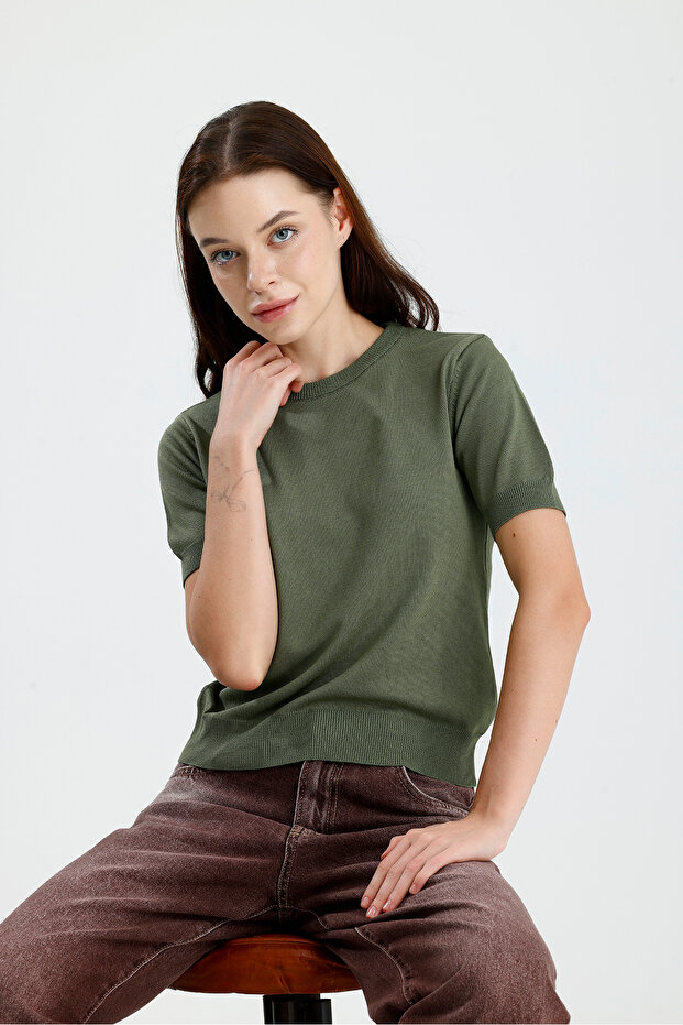 Kısa Kol Kadın Triko - 1