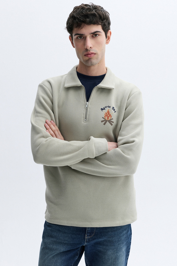 Men's Beige Color Zippered Stand Collar Embroidered Oversize Sweatshirt