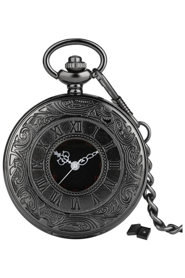 Retro Style Roman Number Engraved Quartz Pocket Watch