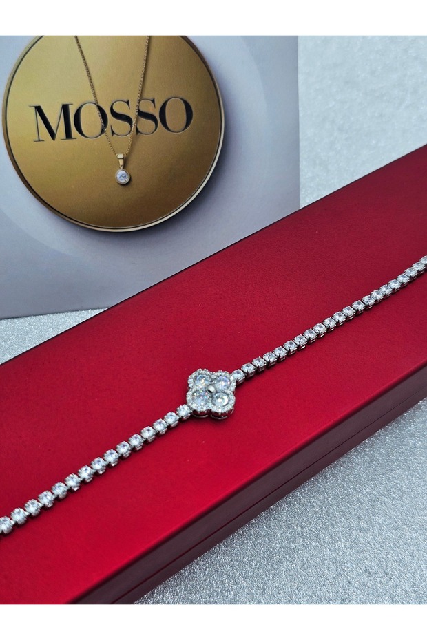 Waterway Single Clover Model Silver Color Steel Bracelet