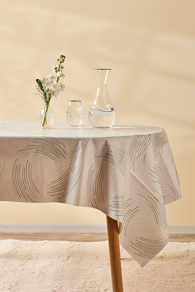 مفرش طاولة سيلفيرا قابل للغسل - 5