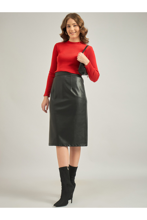 بلوزة حمراء أساسية سادة ملائمة ومضلعة - 6