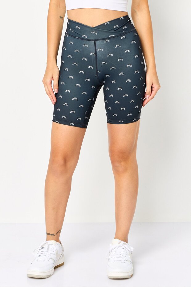 Women Allover Print Shorts, Black