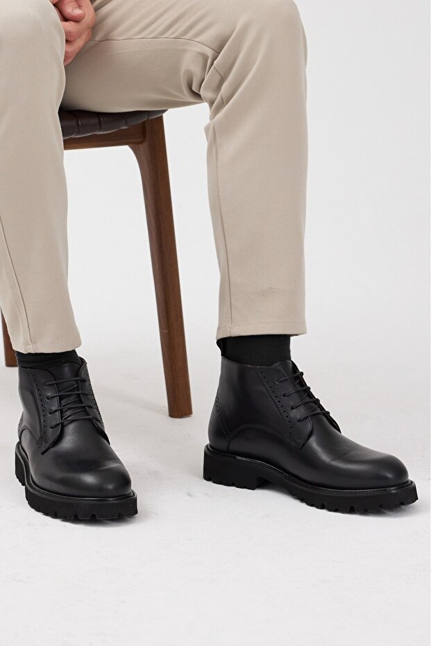 Tailor Ayhan Black Lace-Up Leather Boots