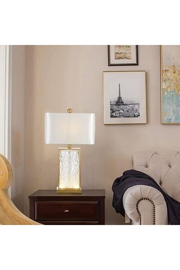 مصباح طاولة من القماش من طربوش بقاعدة زجاجية وإطار ذهبي مزخرف - E27 LED