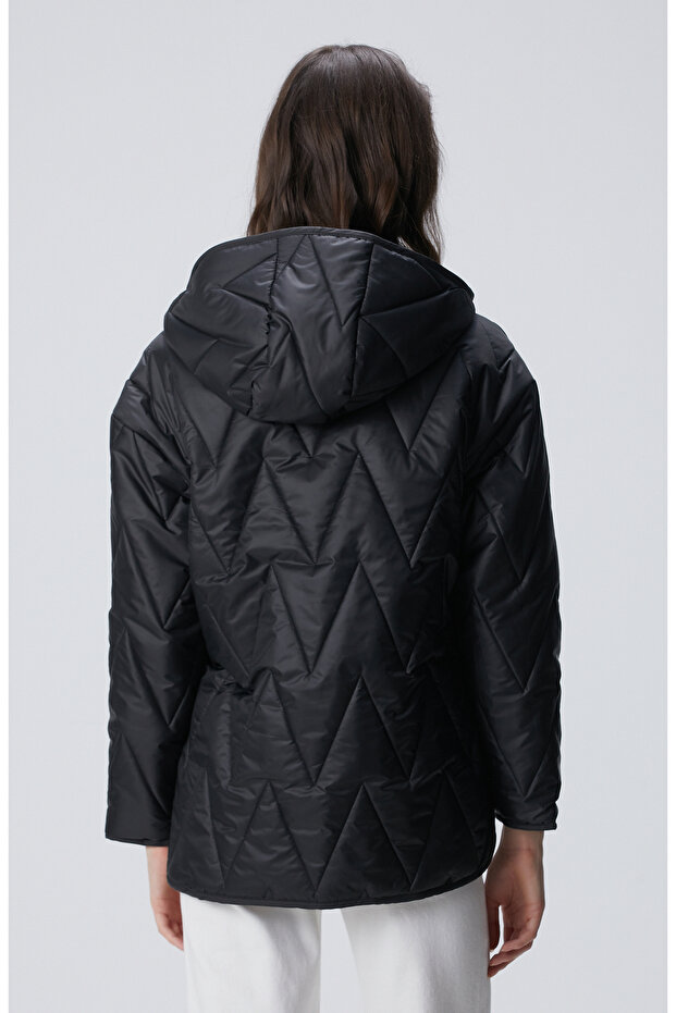 Siyah Zigzag Kapitone Mont - 5