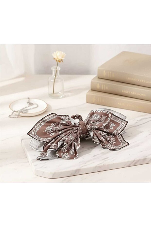 مشبك ملابس بتصميم فيونكة بنقشة بنية (BC-1253) - 3