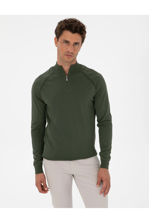 Slim Fit Mock Neck Zippered Knitwear Sweater