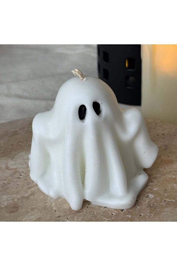 Boo! Ghost Mum