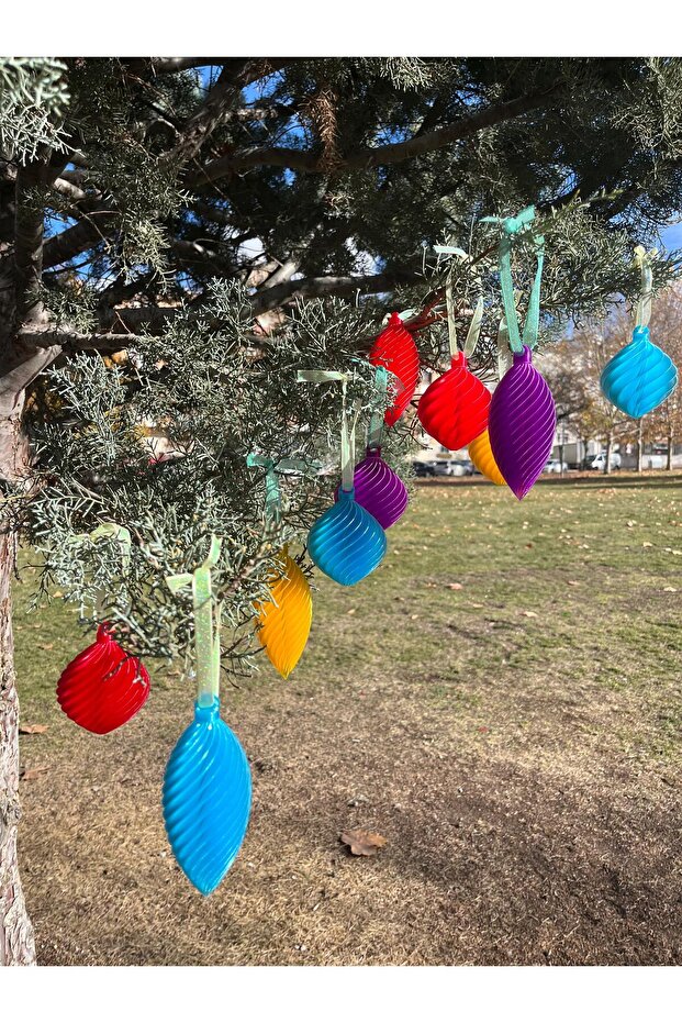 زينة شجرة عيد الميلاد 12 قطعة 4 ألوان 3 أنواع من الموديلات