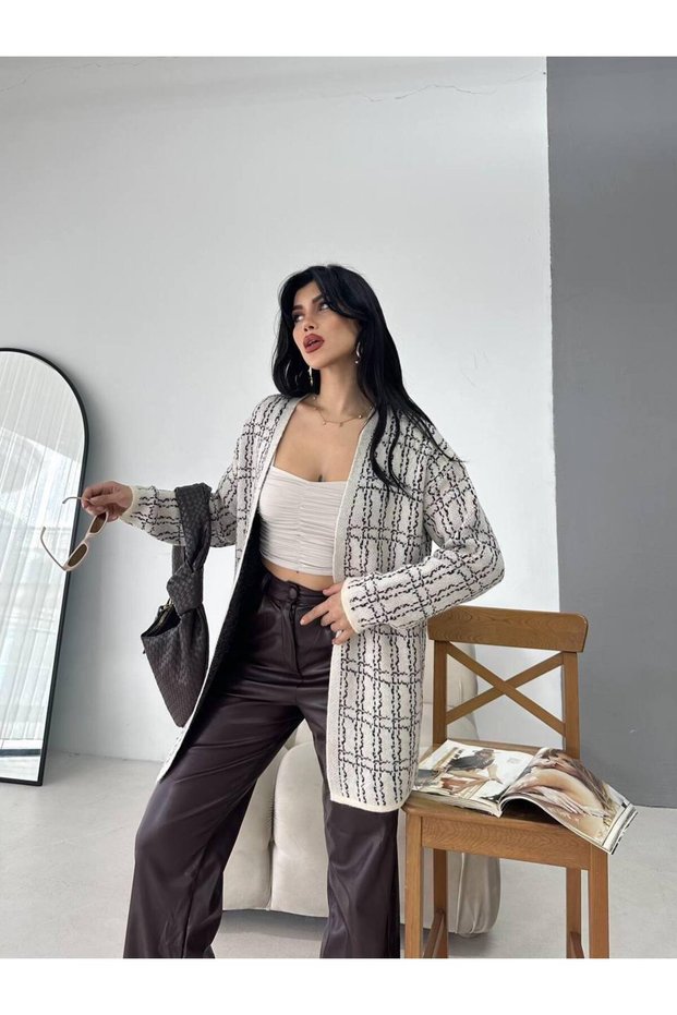 DESENLİ ÖRME HIRKA