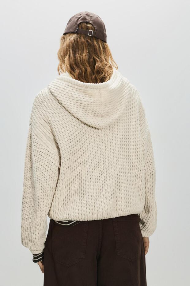 Kapüşonlu şönil kazak - 4