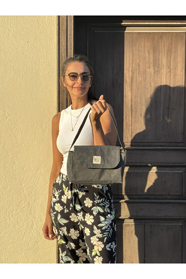 حقيبة كتف قماشية صغيرة - 2