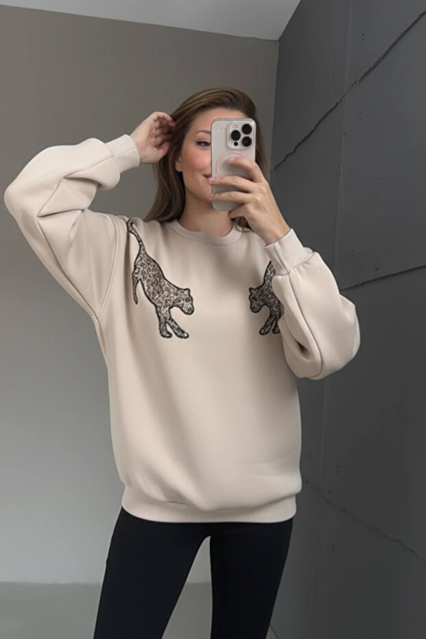 Pul İşlemeli Kaplan Detaylı Oversize Sweatshirt - 2