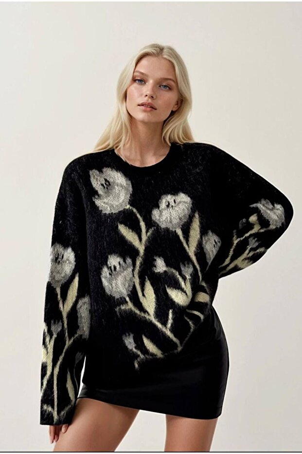 Black Flower Patterned Sweater - 1