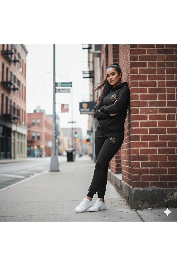 طقم رياضي مطبوع ECR - 3