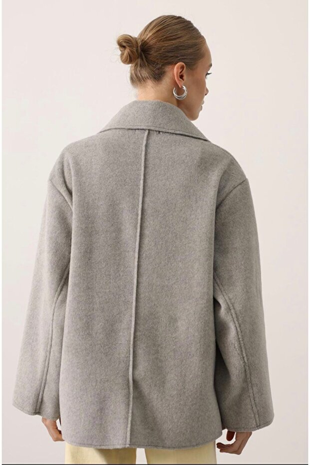 Kuruvae Buttoned Coat - 1