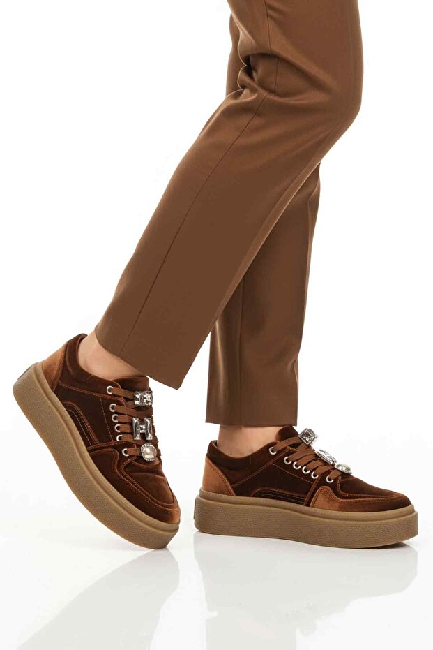 Brown Nubuck Lace-Up High Sole Women's Sneaker 25K475 Z