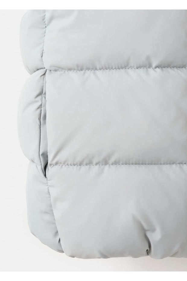 Kapüşonlu kapitone yelek - 6