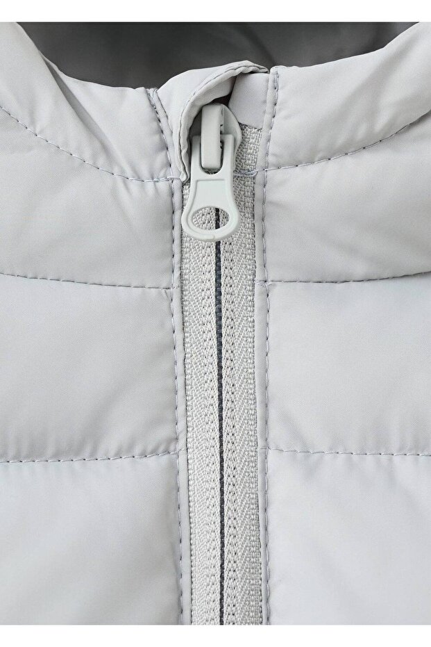 Kapüşonlu kapitone yelek - 5