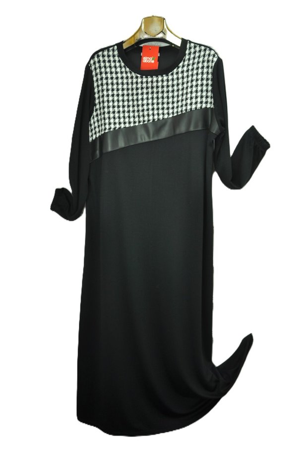 Plus Size Goose Foot Leather Detail Dress