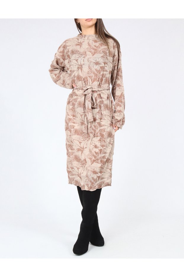 Rochie medie, Maro