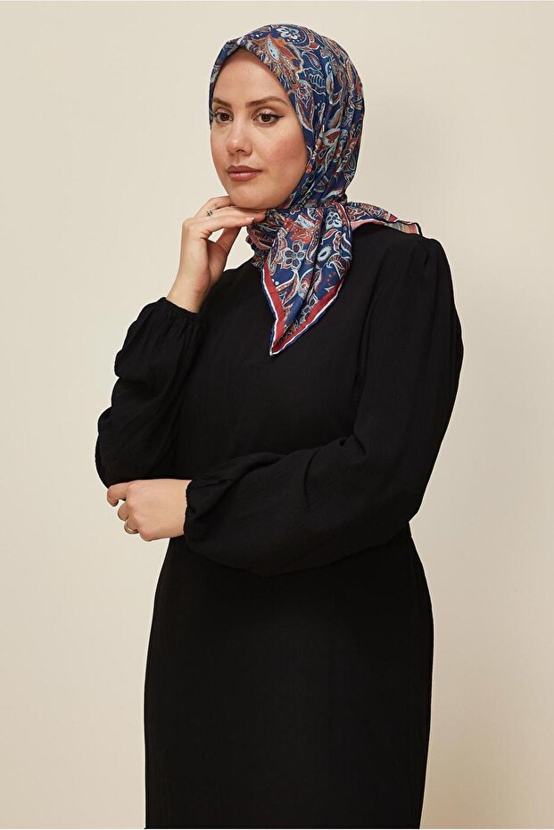 وشاح منقوش طبيعي 8557