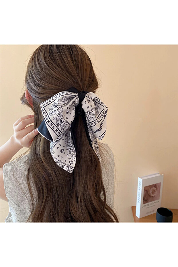 White Black Bandana Patterned Large Bow Buckle