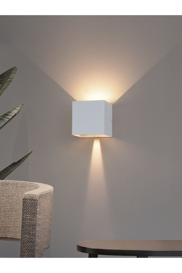 10W Waterproof Outdoor LED Wall Light