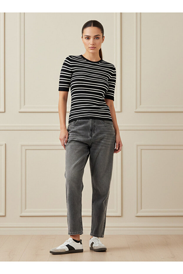 Striped Crew Neck Sweater - 2