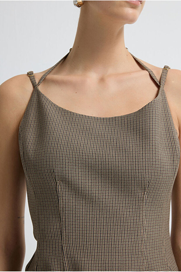 Kolsuz Dar Elbise - 3