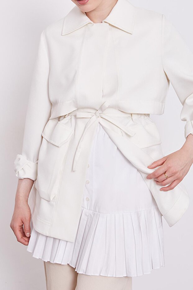 قميص داخلي أبيض مطوي - 4