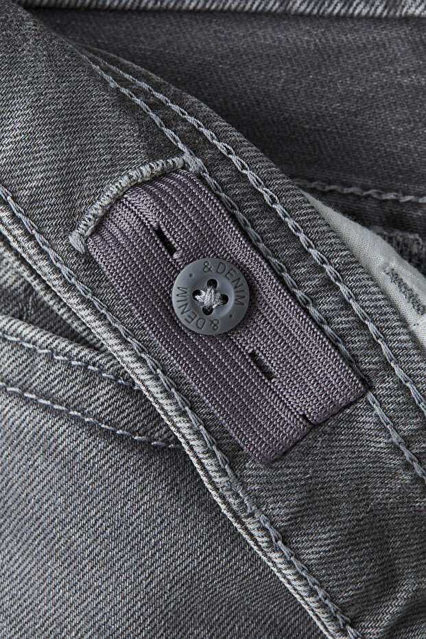 Flared Leg Low Jeans - 2